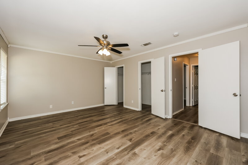 1,970/Mo, 3741 Misty Meadow Dr Fort Worth, TX 76133 Main Bedroom View