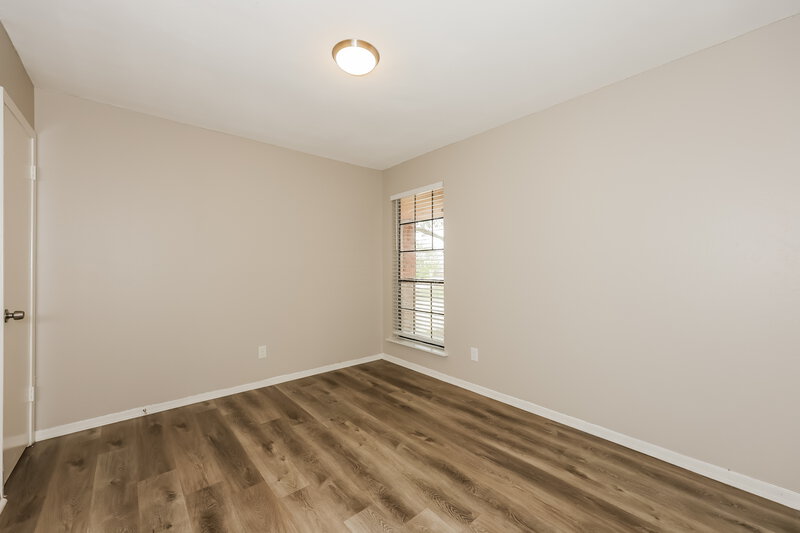 1,970/Mo, 3741 Misty Meadow Dr Fort Worth, TX 76133 Bedroom View 2