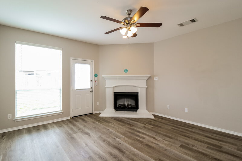1,935/Mo, 14332 Cedar Post Dr Haslet, TX 76052 Living Room View