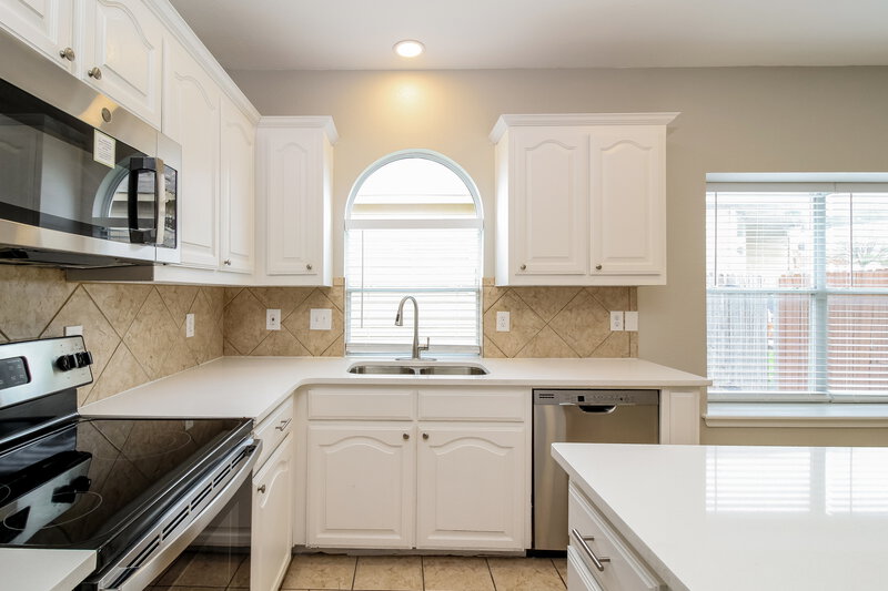 1,935/Mo, 14332 Cedar Post Dr Haslet, TX 76052 Kitchen View
