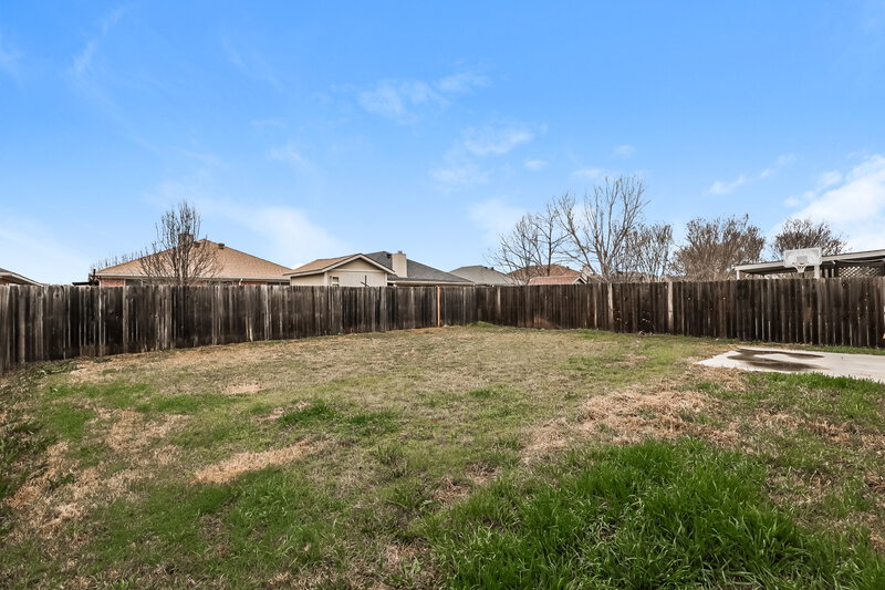 2,170/Mo, 5800 Magnum Dr Arlington, TX 76018 Rear View