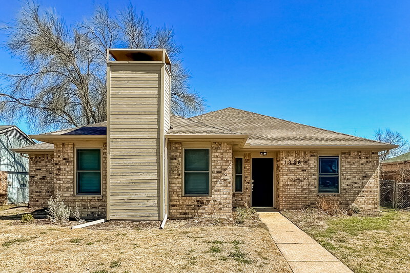 2,070/Mo, 1330 Heather Run Dr Duncanville, TX 75137 External View