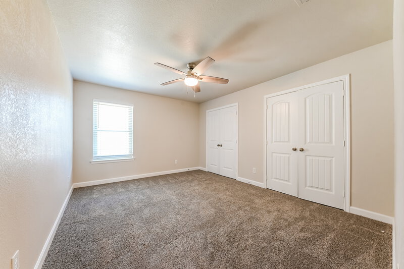2,070/Mo, 1330 Heather Run Dr Duncanville, TX 75137 Main Bedroom View