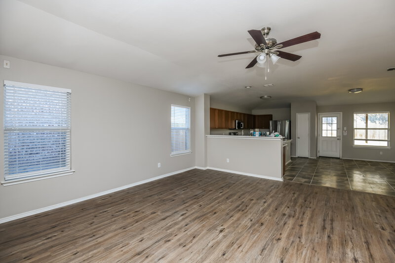 2,450/Mo, 3845 Bandera Ranch Rd Fort Worth, TX 76262 Living Room View 3