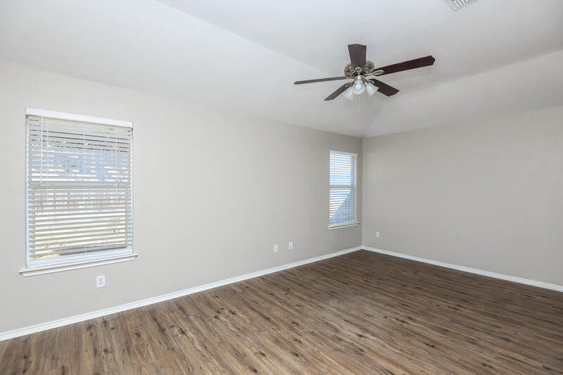 2,450/Mo, 3845 Bandera Ranch Rd Fort Worth, TX 76262 Main Bedroom View