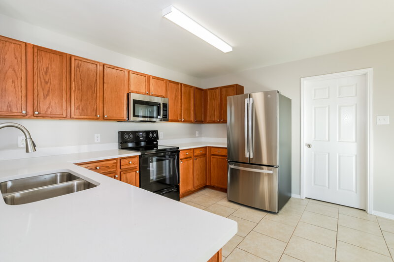 2,075/Mo, 1210 Feather Crest Dr Krum, TX 76249 Kitchen View 2