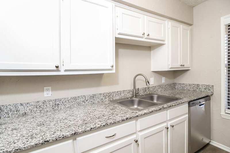 1,730/Mo, 409 Pace Dr Denton, TX 76209 No Caption View