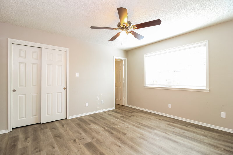 1,730/Mo, 409 Pace Dr Denton, TX 76209 Main Bedroom View