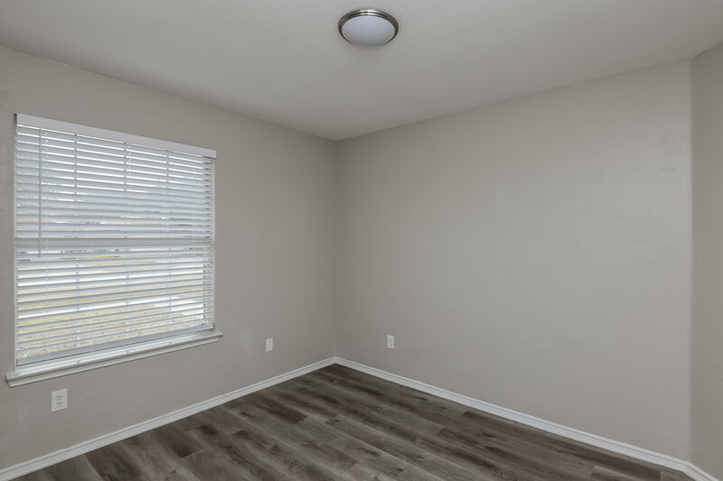 2,200/Mo, 917 Hiawatha Ln Saginaw, TX 76131 Bedroom View