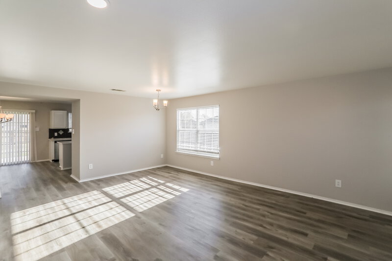 3,390/Mo, 628 Rock Brook Dr Forney, TX 75126 Living Room View 2