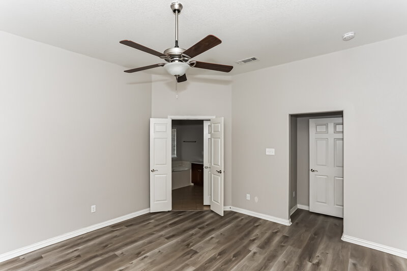 2,290/Mo, 1309 Doe Meadow Dr Burleson, TX 76028 Main Bedroom View 2