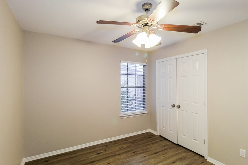 2,120/Mo, 12112 Walden Wood Dr Fort Worth, TX 76244 Bedroom View