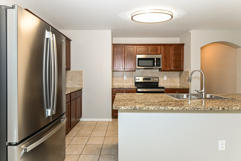2,540/Mo, 2917 Balleywood Dr Seagoville, TX 75159 Kitchen View 3