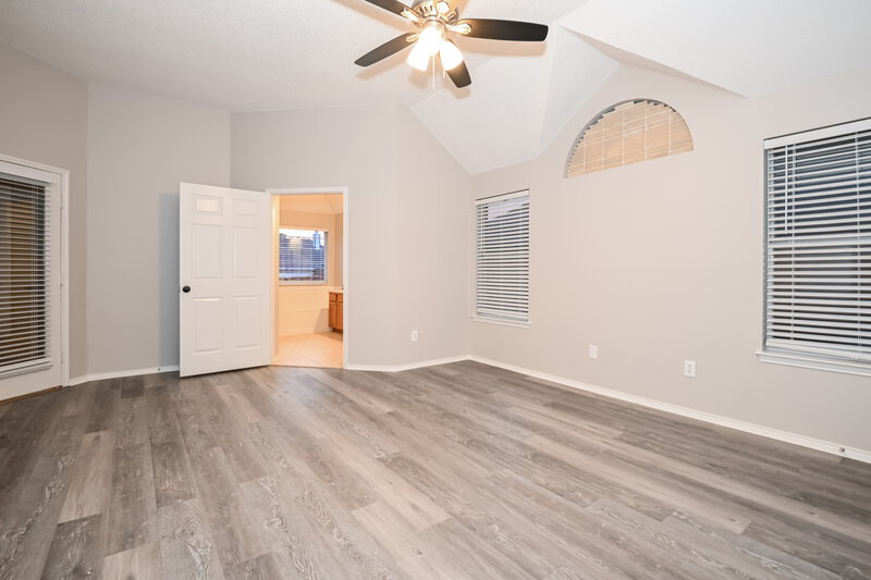 3,230/Mo, 1927 Corbett Dr Mesquite, TX 75149 Main Bedroom View 2