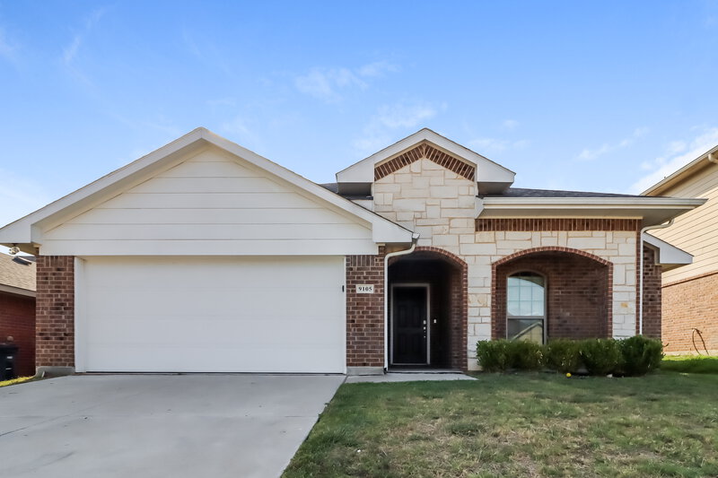 2,285/Mo, 9105 Saint Barts Rd Fort Worth, TX 76123 External View