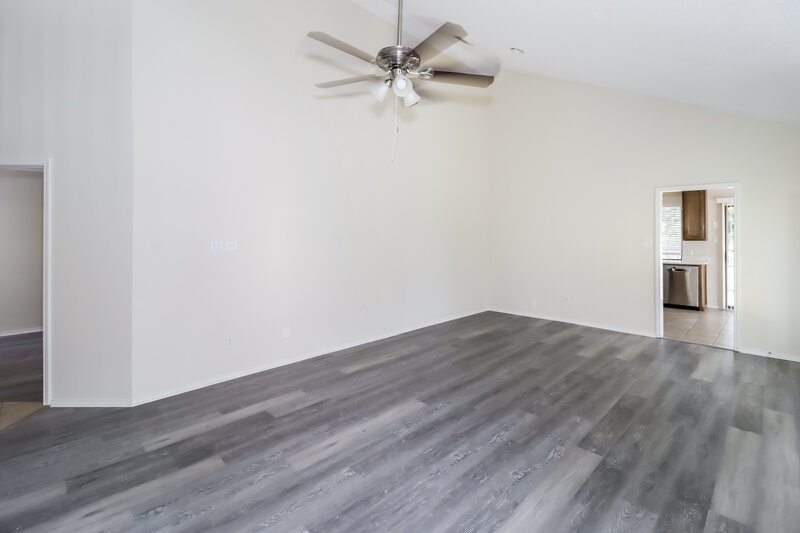 2,145/Mo, 10630 Tall Oak Dr Fort Worth, TX 76108 Living Room View 3