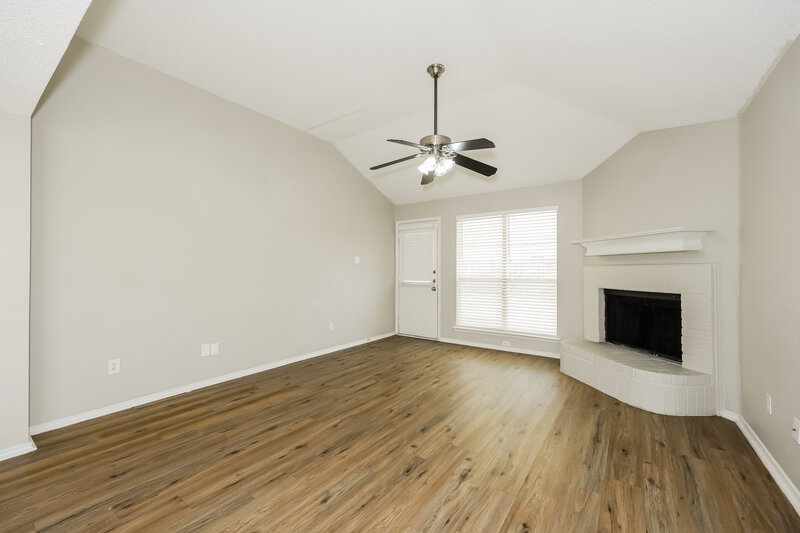 1,805/Mo, 2213 Whispering Wind St Fort Worth, TX 76108 Living Room View