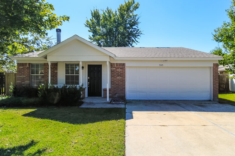2,580/Mo, 5315 Rowcrop Dr Arlington, TX 76017 External View