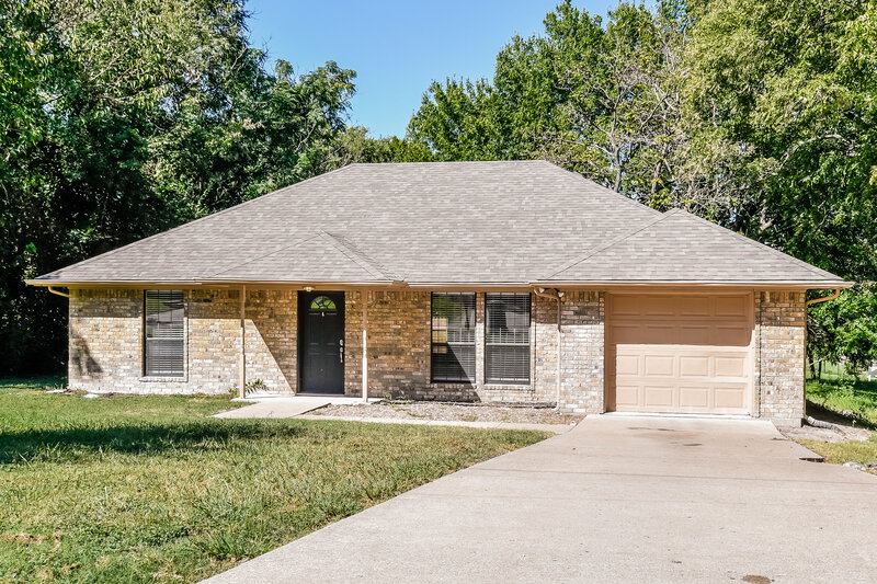 1,975/Mo, 703 N Alamo Rd Rockwall, TX 75087 External View