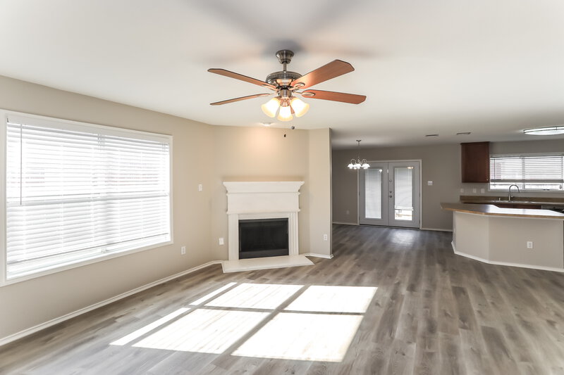 1,935/Mo, 10785 Braemoor Dr Haslet, TX 76052 Living Room View 2