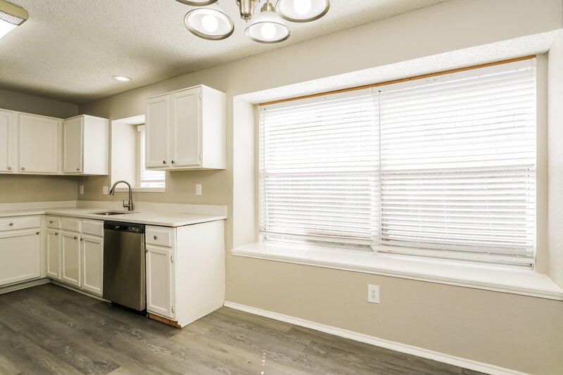 2,075/Mo, 8221 Cloverglen Ln Fort Worth, TX 76123 Dining Room View