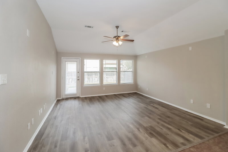 2,310/Mo, 1620 Wickham Dr Burleson, TX 76028 Living Room View
