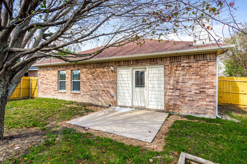 1,755/Mo, 1707 White Mountain Way Princeton, TX 75407 Rear View