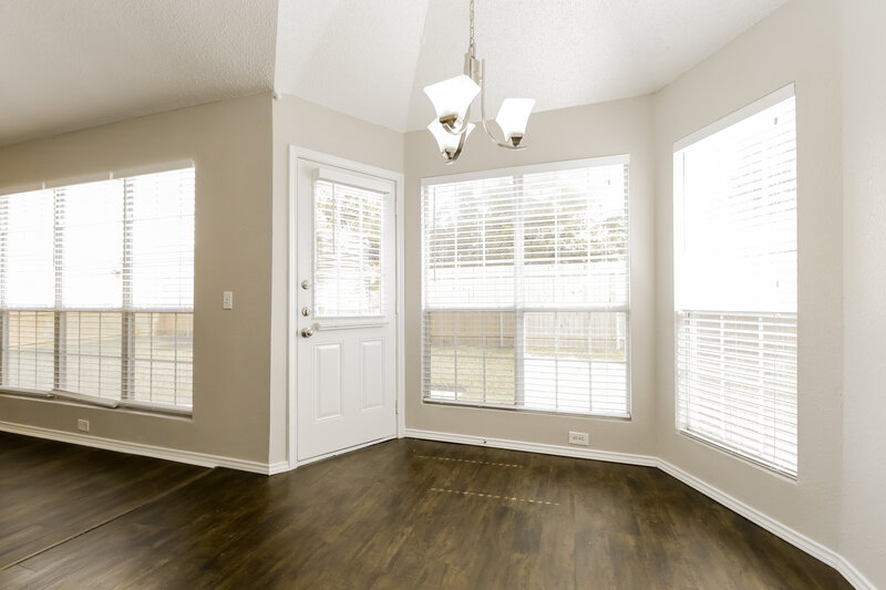 2,485/Mo, 420 Wolfe St Cedar Hill, TX 75104 Dining Room View