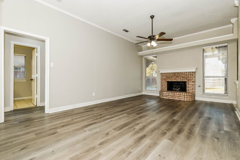 2,185/Mo, 2513 Dandelion Ln Rowlett, TX 75089 Living Room View 2