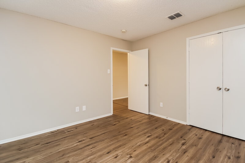 2,565/Mo, 1972 Ramada Trl Justin, TX 76247 Bedroom View