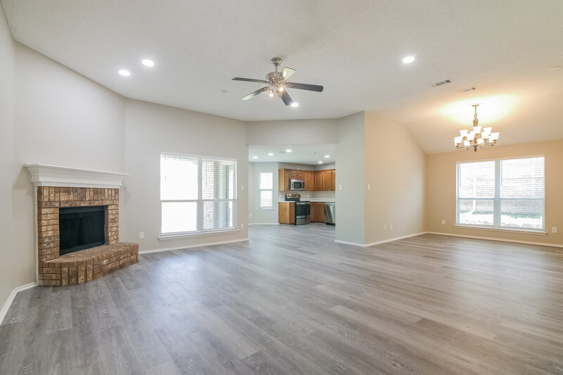 2,365/Mo, 1812 Cancun Dr Mansfield, TX 76063 Living Room View