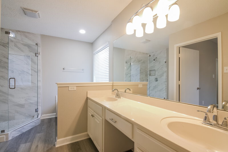 2,365/Mo, 1812 Cancun Dr Mansfield, TX 76063 Main Bathroom View
