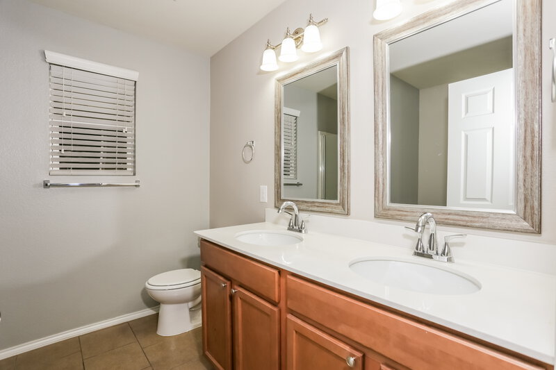 1,745/Mo, 128 Feverbush Dr Fate, TX 75189 Main Bathroom View