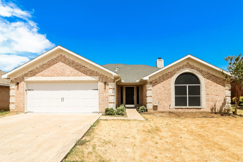 2,070/Mo, 613 Saint Eric Dr Mansfield, TX 76063 External View