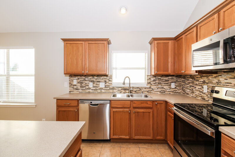 2,405/Mo, 8629 Wagon Trl Cross Roads, TX 76227 Kitchen View 2