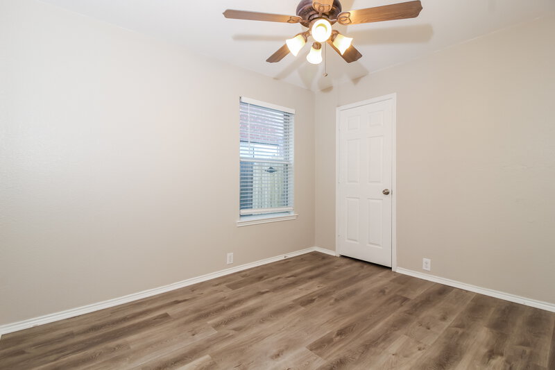 2,405/Mo, 8629 Wagon Trl Cross Roads, TX 76227 Main Bedroom View