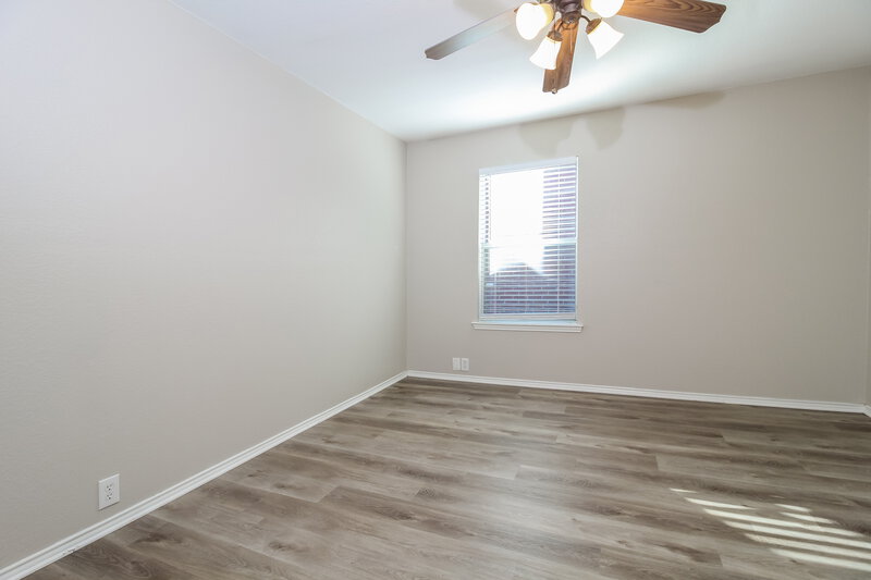 2,405/Mo, 8629 Wagon Trl Cross Roads, TX 76227 Bedroom View