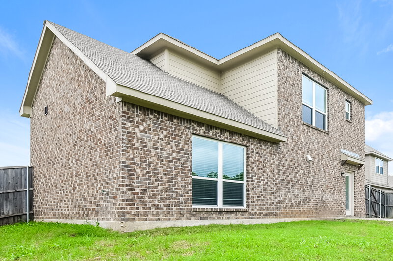 1,950/Mo, 236 Teakwood Dr Princeton, TX 75407 Rear View