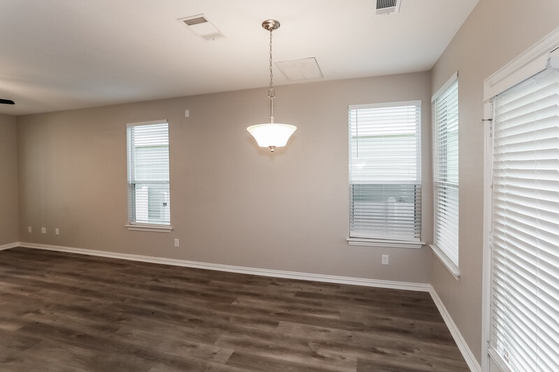 1,900/Mo, 10200 Cedar Lake Dr Providence Village, TX 76227 Dining Room View