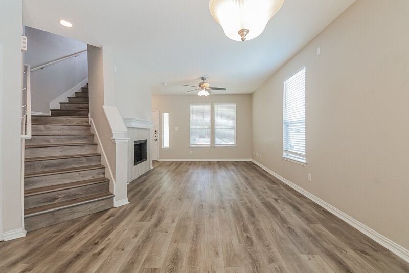 1,865/Mo, 10200 Cedar Lake Dr Providence Village, TX 76227 Dining Room View 2
