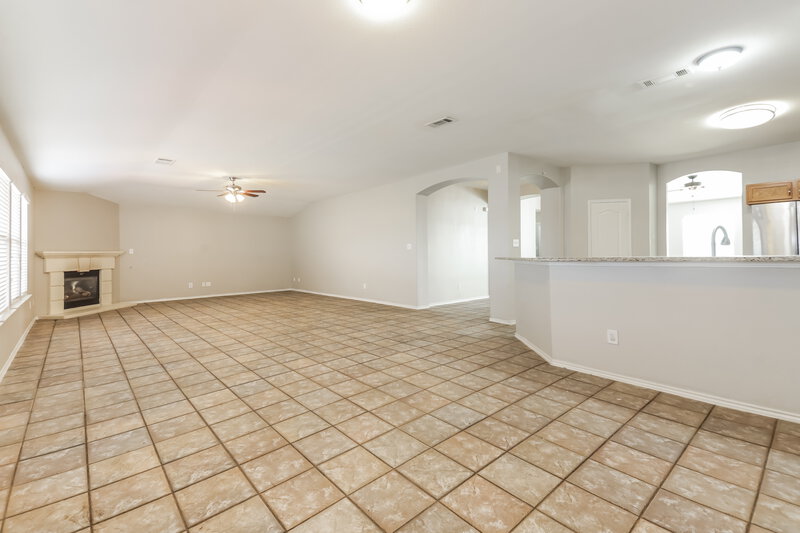 1,990/Mo, 2027 Northridge Dr Forney, TX 75126 Living Room View 3