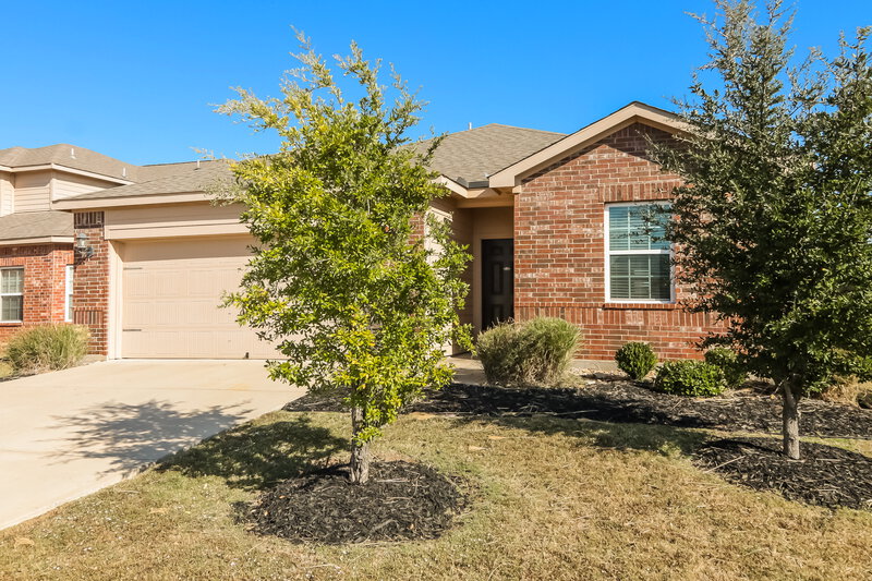 1,705/Mo, 341 Soap Tree Dr Princeton, TX 75407 Front View