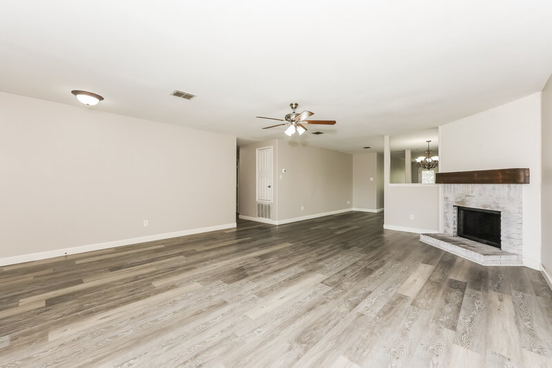 1,880/Mo, 536 Laurel Ln Fate, TX 75087 Living Room View 2