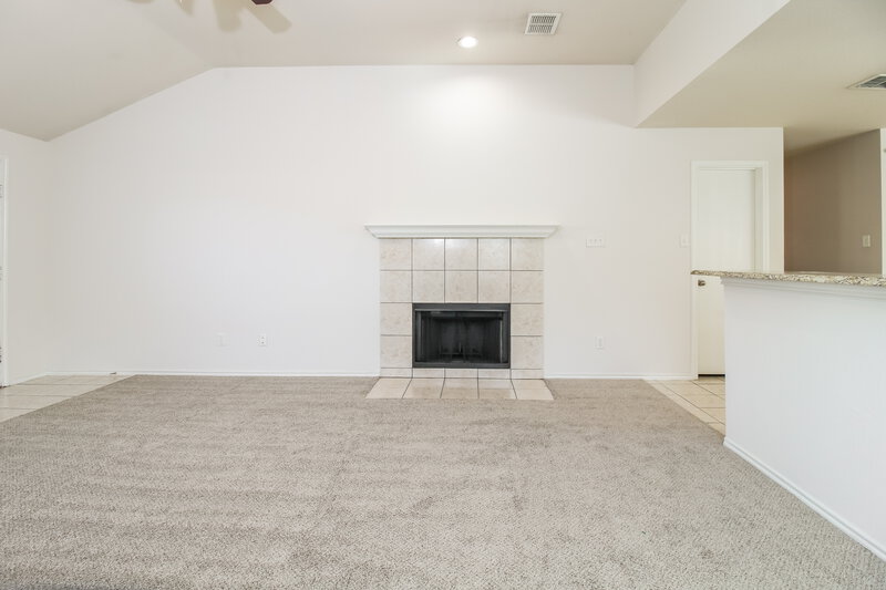 2,415/Mo, 9433 Sundial Dr Fort Worth, TX 76244 Living Room View