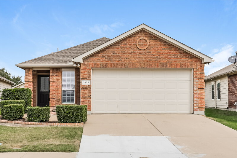 1,970/Mo, 2105 Charmion Ln Fort Worth, TX 76131 External View