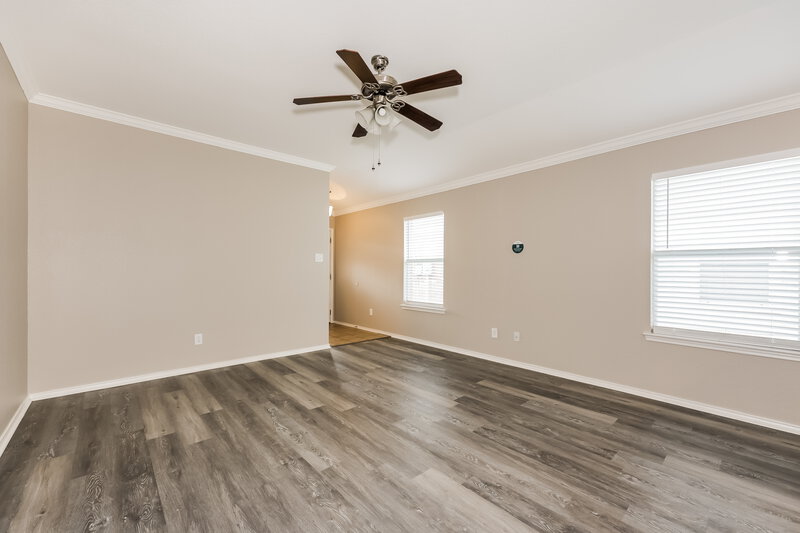 1,970/Mo, 2105 Charmion Ln Fort Worth, TX 76131 Living Room View
