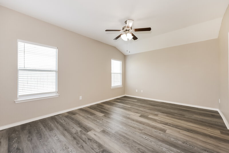 1,970/Mo, 2105 Charmion Ln Fort Worth, TX 76131 Main Bedroom View