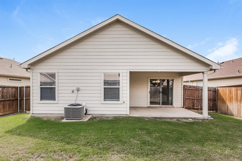 1,970/Mo, 2105 Charmion Ln Fort Worth, TX 76131 Rear View