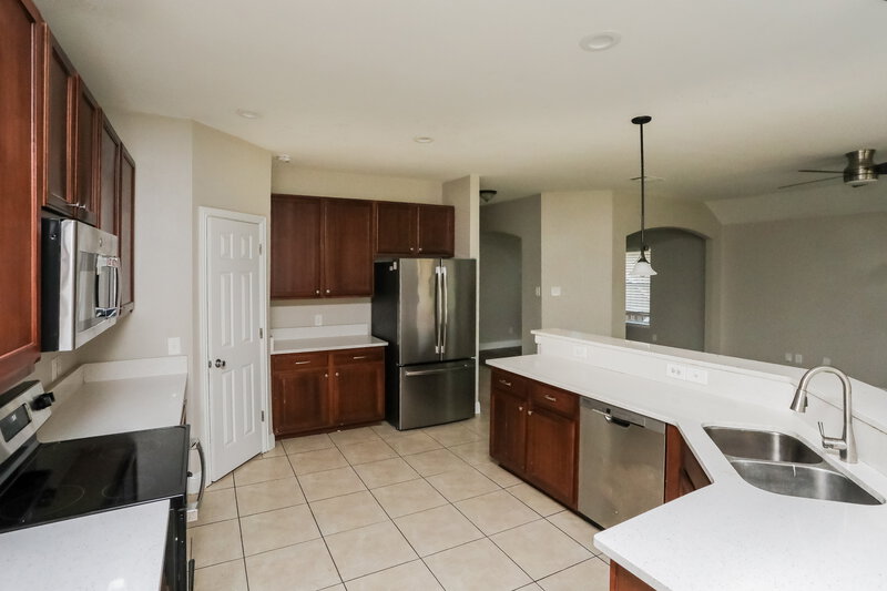 2,720/Mo, 1428 Julie St Seagoville, TX 75159 Kitchen View