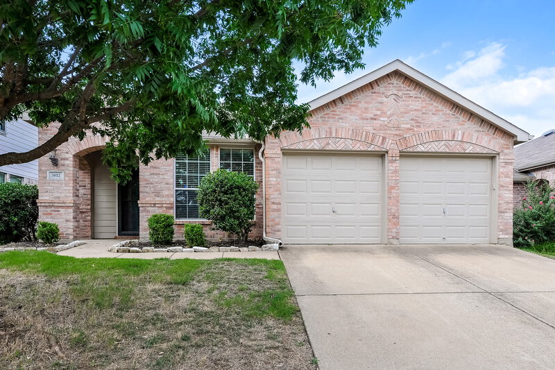 2,200/Mo, 3612 Diamond Ranch Rd Roanoke, TX 76262 External View